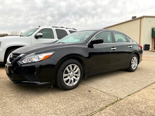 2017 Nissan Altima 1N4AL3AP1HC471017 2017 Nissan Altima