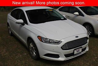 2016 Ford Fusion S 3FA6P0G77GR129992 2016 Ford Fusion S
