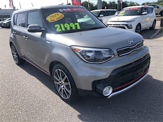 2018 Kia Soul ! KNDJX3AA1J7608496 2018 Kia Soul !
