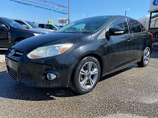 2014 Ford Focus 1FADP3F22EL270415 2014 Ford Focus