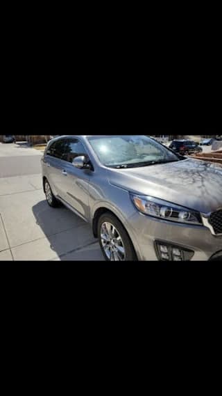 2018 Kia Sorento 5XYPKDA51JG388488 2018 Kia Sorento