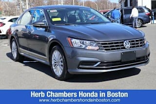 2017 Volkswagen Passat 1.8T SE 1VWBT7A36HC049051 2017 Volkswagen Passat 1.8T SE