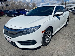 2018 Honda Civic LX 19XFC2F51JE204279 2018 Honda Civic LX