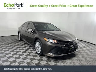 2018 Toyota Camry 4T1B11HK0JU562925 2018 Toyota Camry