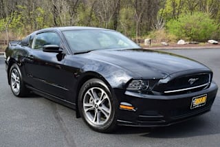 2014 Ford Mustang V6 Premium 1ZVBP8AM2E5264722 2014 Ford Mustang V6 Premium