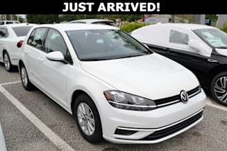 2018 Volkswagen Golf 3VWG17AU1JM260618 2018 Volkswagen Golf