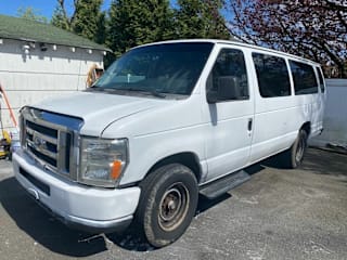 2013 Ford E-Series Wagon E-350 SD XL 1FBSS3BL8DDA67802 2013 Ford E-Series Wagon E-350 SD XL