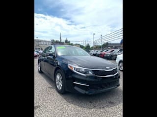 2017 Kia Optima 5XXGT4L3XHG150114 2017 Kia Optima