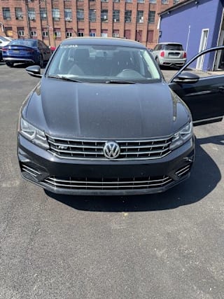 2017 Volkswagen Passat 1.8T R-Line 1VWDT7A38HC068418 2017 Volkswagen Passat 1.8T R-Line