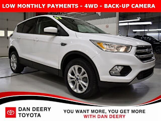 2017 Ford Escape SE 1FMCU9GDXHUC98717 2017 Ford Escape SE