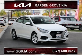2019 Hyundai Accent SE 3KPC24A36KE044439 2019 Hyundai Accent SE