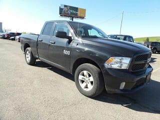 2018 Ram Pickup 1500 Express 1C6RR7FGXJS282526 2018 Ram Pickup 1500 Express