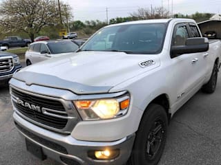 2019 Ram Pickup 1500 1C6SRFBT3KN833149 2019 Ram Pickup 1500