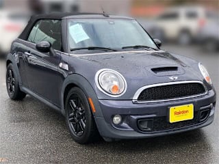 2015 MINI Convertible WMWZP3C51FT707897 2015 MINI Convertible