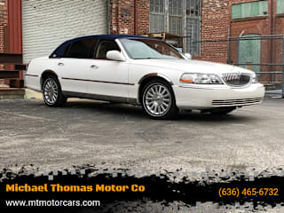 2003 Lincoln Town Car 1LNHM81W13Y636131 2003 Lincoln Town Car