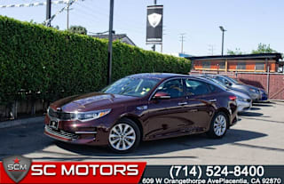 2018 Kia Optima 5XXGT4L39JG267317 2018 Kia Optima
