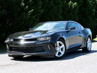 2017 Chevrolet Camaro LT 1G1FB1RX5H0116745 2017 Chevrolet Camaro LT