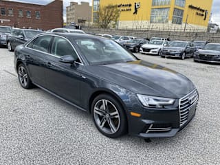 2018 Audi A4 2.0T quattro Premium Plus WAUENAF42JA133407 2018 Audi A4 2.0T quattro Premium Plus