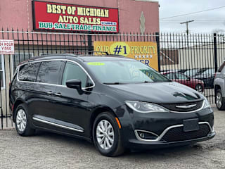 2017 Chrysler Pacifica Touring Plus 2C4RC1BG1HR539291 2017 Chrysler Pacifica Touring Plus