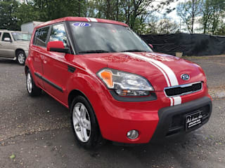 2010 Kia Soul + KNDJT2A2XA7077880 2010 Kia Soul +