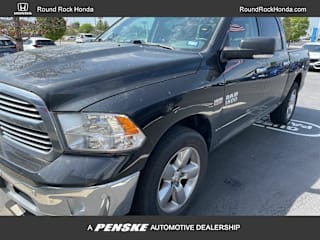 2017 Ram Pickup 1500 1C6RR7LT3HS700324 2017 Ram Pickup 1500