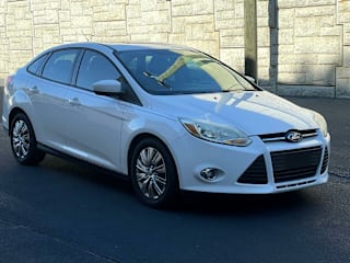 2012 Ford Focus 1FAHP3F28CL247364 2012 Ford Focus