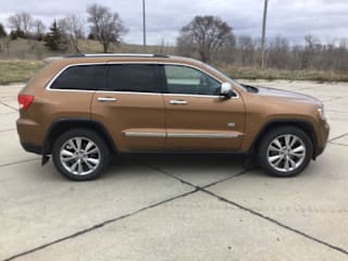 2011 Jeep Grand Cherokee 70th Anniversary 1J4RR4GG6BC675807 2011 Jeep Grand Cherokee 70th Anniversary