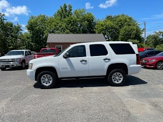 2010 Chevrolet Tahoe LS 1GNUKAE07AR285729 2010 Chevrolet Tahoe LS