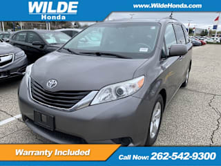 2014 Toyota Sienna LE 8-Passenger 5TDKK3DC7ES477179 2014 Toyota Sienna LE 8-Passenger