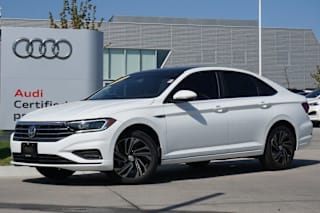 2019 Volkswagen Jetta 1.4T SEL Premium 3VWG57BU9KM028742 2019 Volkswagen Jetta 1.4T SEL Premium