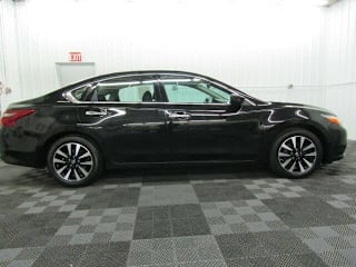 2018 Nissan Altima 2.5 SV 1N4AL3AP3JC110264 2018 Nissan Altima 2.5 SV