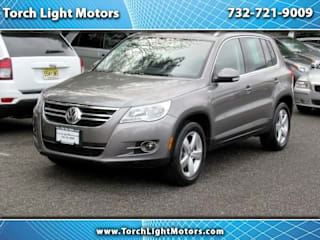 2010 Volkswagen Tiguan WVGBV7AX5AW537195 2010 Volkswagen Tiguan