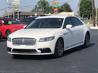 2018 Lincoln Continental Premiere 1LN6L9PK3J5610147 2018 Lincoln Continental Premiere