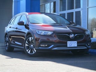 2019 Buick Regal TourX W04GU8SX6K1004220 2019 Buick Regal TourX