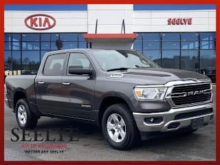 2019 Ram Pickup 1500 1C6RRFFG8KN722950 2019 Ram Pickup 1500