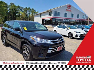 2019 Toyota Highlander LE 5TDBZRFH2KS971596 2019 Toyota Highlander LE