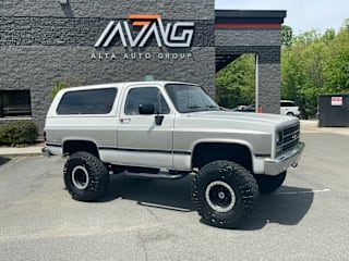 1990 Chevrolet Blazer Base 2dr 4WD SUV 1GCEV18K4LF129315 1990 Chevrolet Blazer Base 2dr 4WD SUV