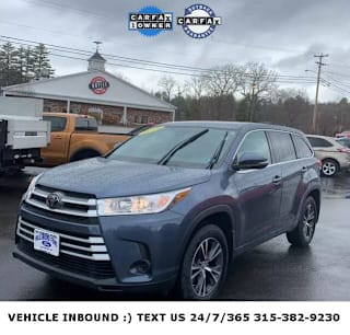 2018 Toyota Highlander LE 5TDBZRFH6JS808805 2018 Toyota Highlander LE