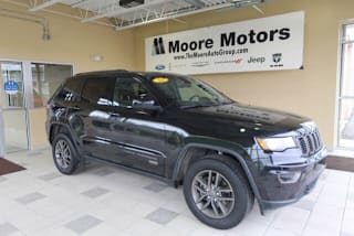 2016 Jeep Grand Cherokee Laredo 75th Anniversary 1C4RJFAGXGC482150 2016 Jeep Grand Cherokee Laredo 75th Anniversary