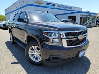 2018 Chevrolet Tahoe LT 1GNSKBKC4JR122385 2018 Chevrolet Tahoe LT