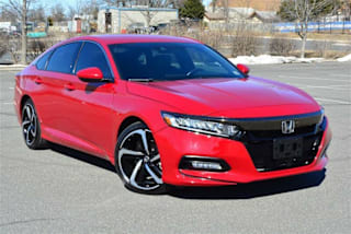 2018 Honda Accord Sport 1HGCV1F36JA002743 2018 Honda Accord Sport