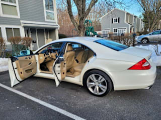 2010 Mercedes-Benz CLS CLS 550 WDDDJ7CB2AA164470 2010 Mercedes-Benz CLS CLS 550
