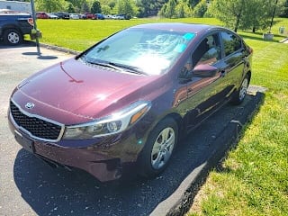 2017 Kia Forte LX 3KPFK4A70HE134260 2017 Kia Forte LX