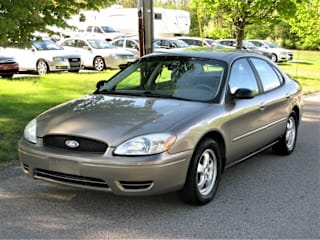 2005 Ford Taurus SE 1FAFP53285A158092 2005 Ford Taurus SE