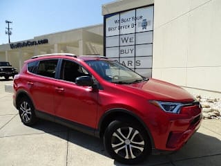 2017 Toyota RAV4 JTMZFREV4HJ124275 2017 Toyota RAV4