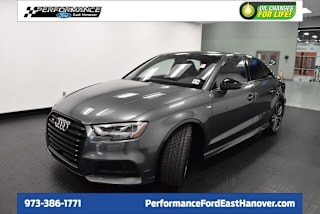 2018 Audi S3 WAUB1GFF7J1006218 2018 Audi S3