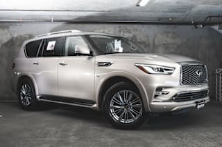 2019 Infiniti QX80 Luxe JN8AZ2NE2K9228028 2019 Infiniti QX80 Luxe