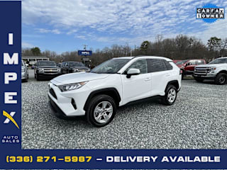 2019 Toyota RAV4 XLE 2T3W1RFV8KW049136 2019 Toyota RAV4 XLE