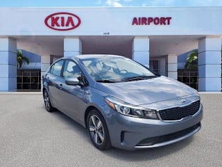 2018 Kia Forte S 3KPFL4A77JE247061 2018 Kia Forte S