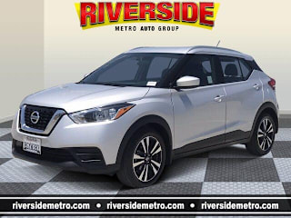 2018 Nissan Kicks SV 3N1CP5CU2JL506988 2018 Nissan Kicks SV
